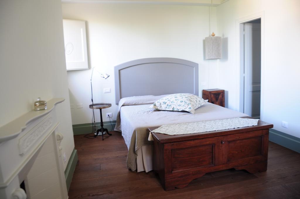 Oberdan Ospitalita' Bed & Breakfast Тоди Екстериор снимка